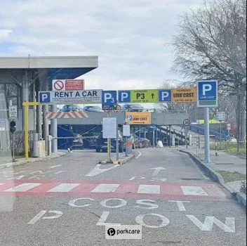 Parcheggio P3 Aeroporto Verona foto 1